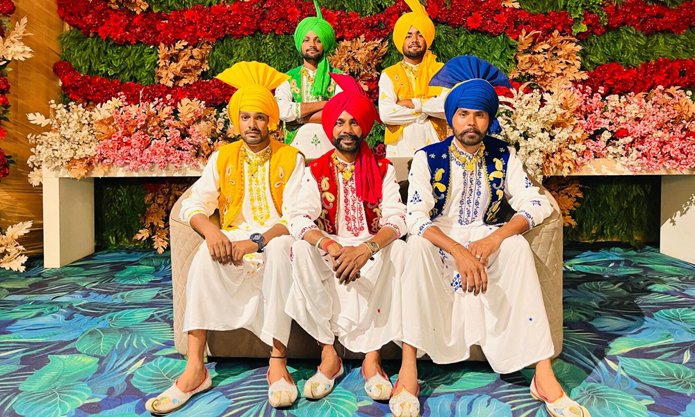 Akhara/Musician
